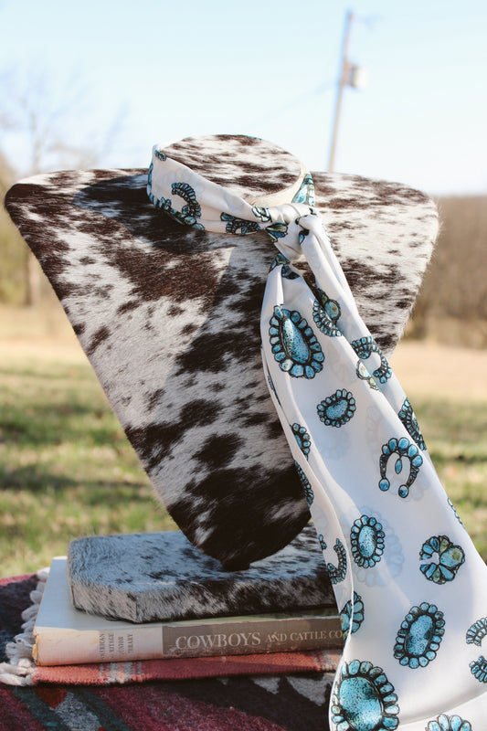 The Turquoise Lover Twilly