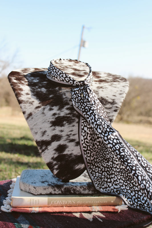 The Black Cheetah Twilly