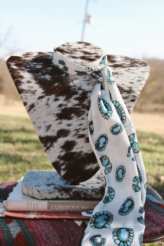 The Turquoise Lover Twilly